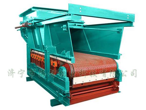 帶式（甲帶）給料機具有運行平穩(wěn)、節(jié)能、環(huán)保等優(yōu)點