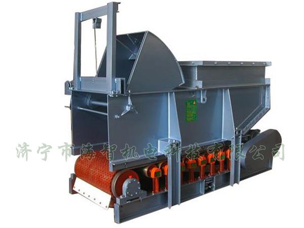 用手動、電動、液動或氣動驅(qū)動齒輪帶動弧型齒條來開啟或關(guān)閉扇型閘門